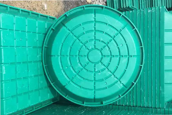  recessed composite round manhole cover for grass 