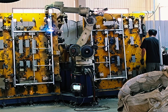 fully automatic welding robots
