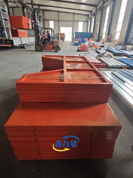 Cantilever Material Unloading Platform