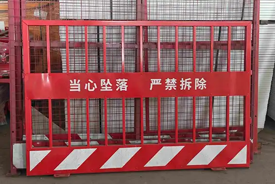 Top Benefits of Using an Excavation Guardrail System on Job Sites