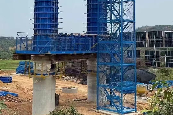 Why Every Construction Site Needs a Construction Ladder Cage？