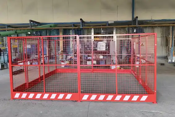 1.8m Height and Toe Board Standards for Tower Crane Base Protective Fences