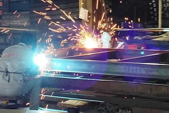 Inside the Xinjiuyi Production Workshop